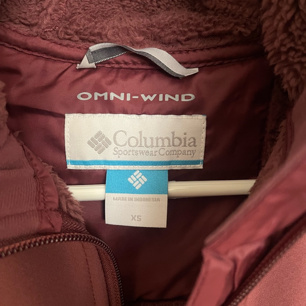 Columbia Women's Omni-Heat™ Hooded Jacket. NEW without Tags. - Picture 3 of 4